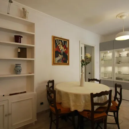 Appia Antica 2br With Swimming Pool Apartment Rome